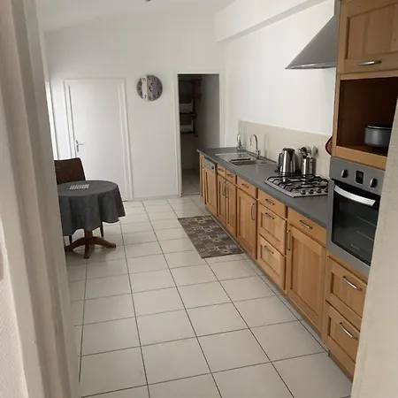 Au Plaisir D Etape- Touristique